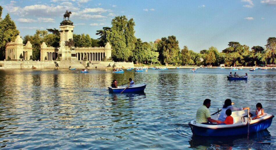 Апартаменты Retiro, Atocha, Paseo Del Prado. Pacifico Madrid 28007. Экстерьер фото